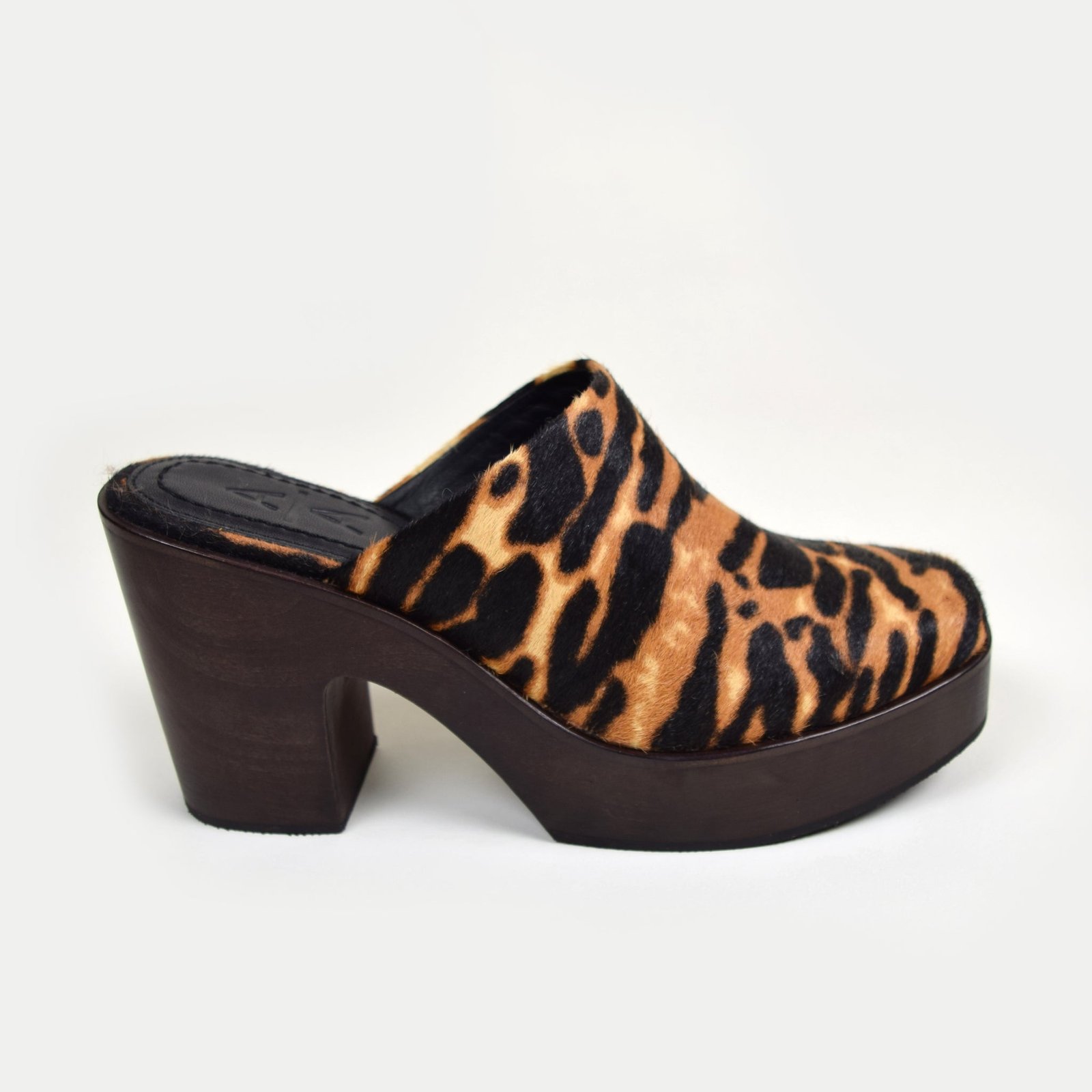 BINDI TIGER PRINT CLOG