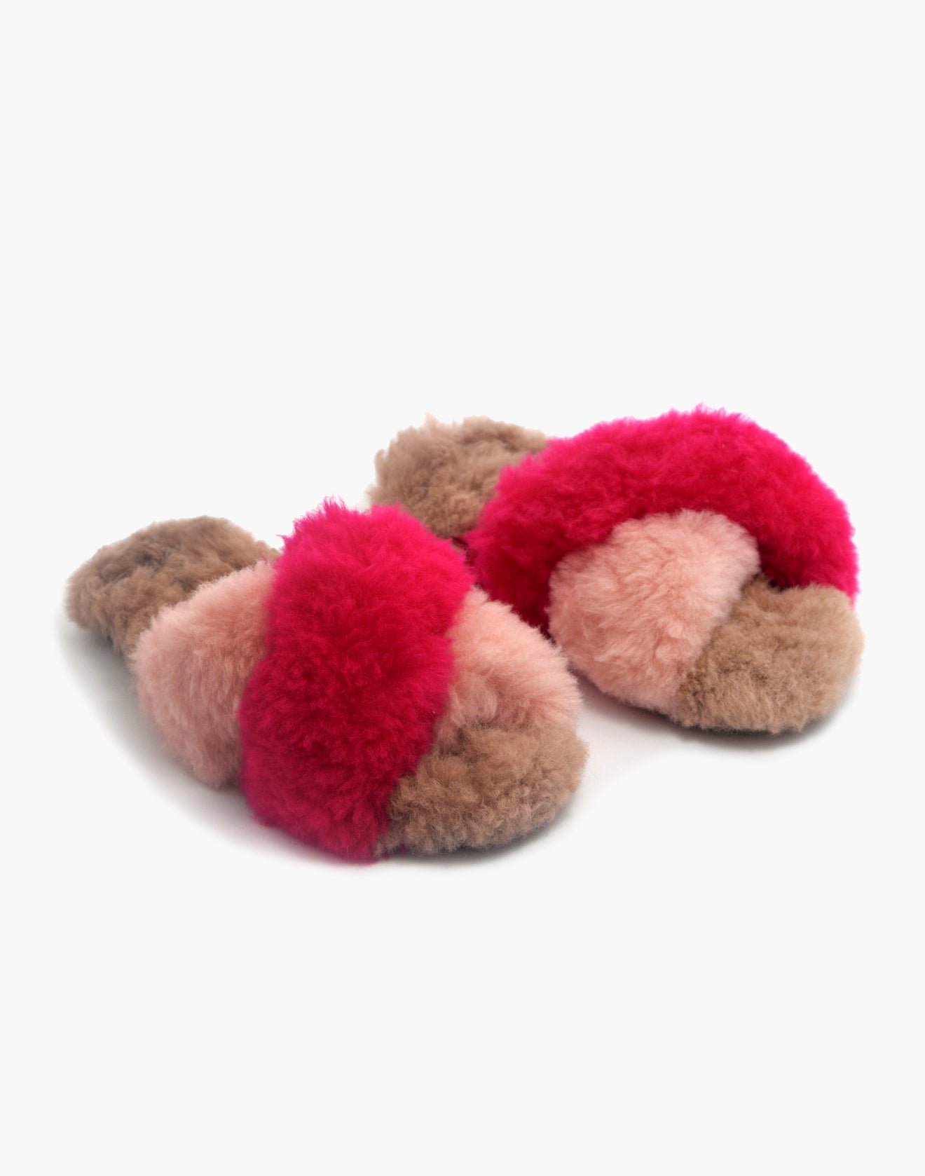 Criss Cross Alpaca Slipper Fuchsia + Pink