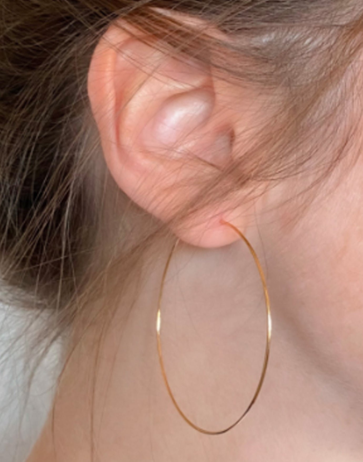Thatch Petite Lola hoop earrings